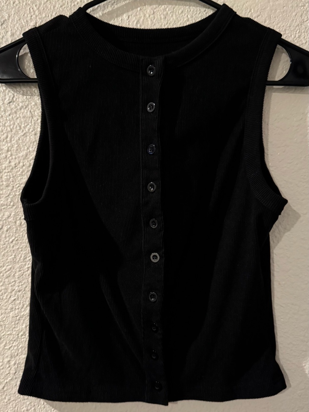 Sleeveless Black Button-Front Ribbed Tank Top